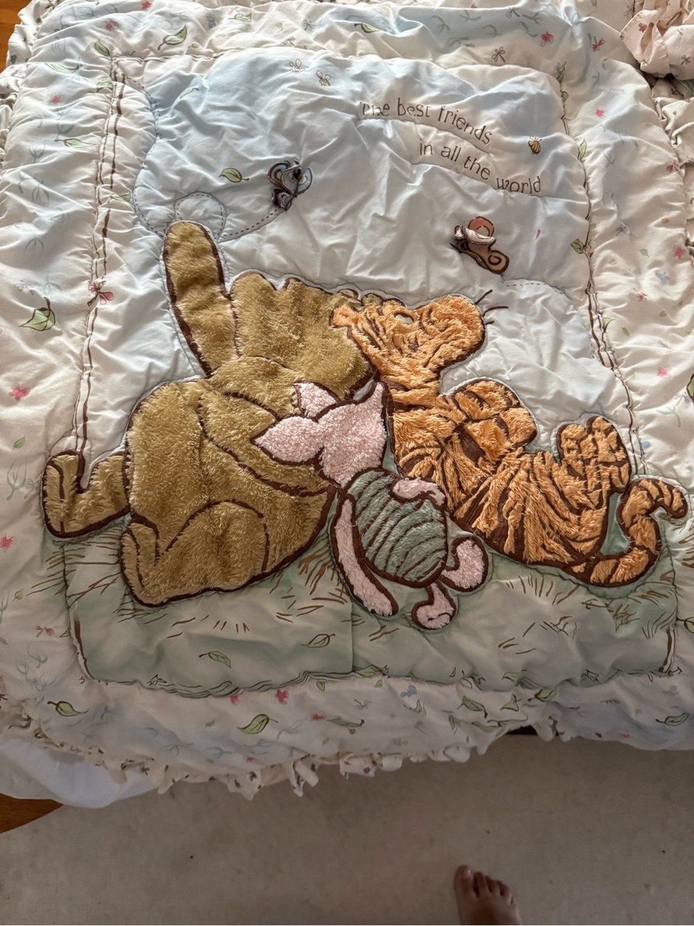 Classic Winnie The Pooh Crib Set